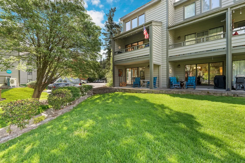 270 Bridge Street Bigfork MT 59911