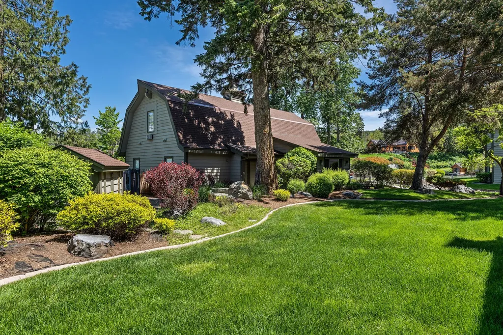 270 Bridge Street Bigfork MT 59911