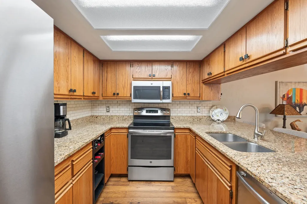 270 Bridge Street Bigfork MT 59911