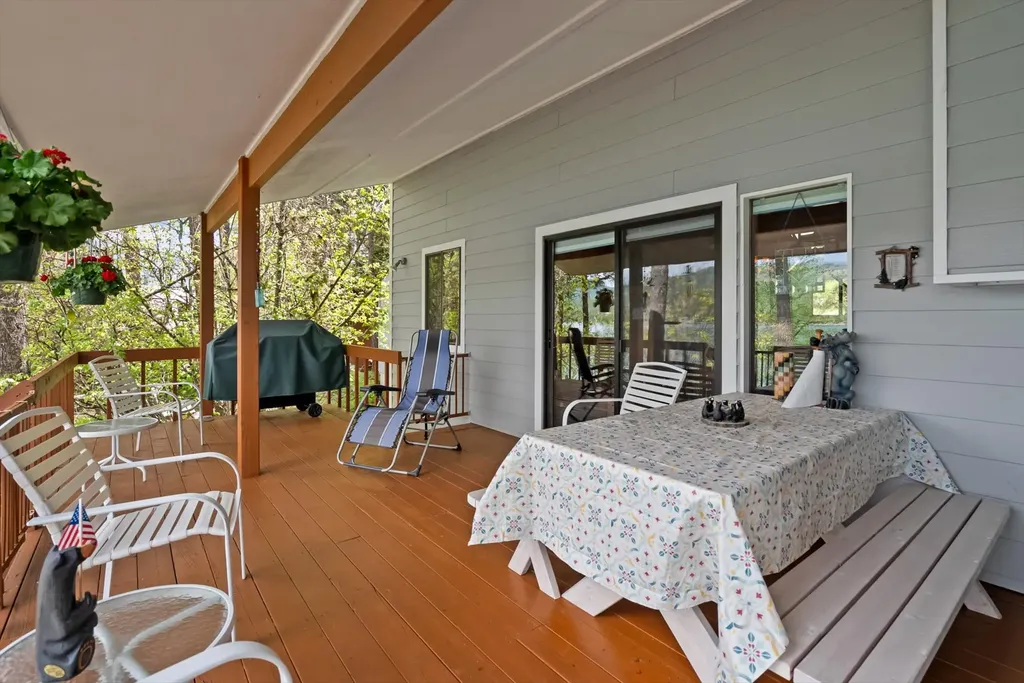 4247 Ashley Lake Road Kalispell MT 59901