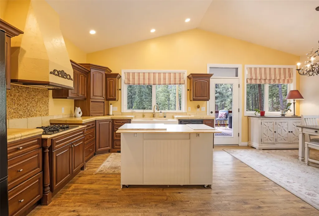 5088 Skyway Drive Missoula MT 59804
