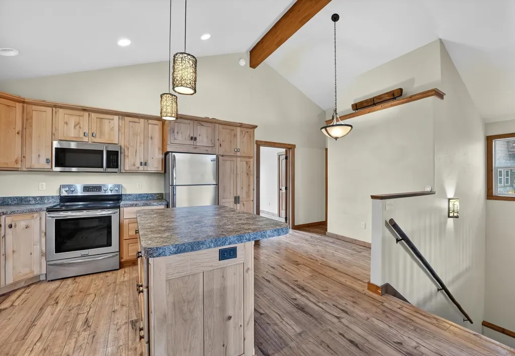 28 Skippers Court Rexford MT 59930