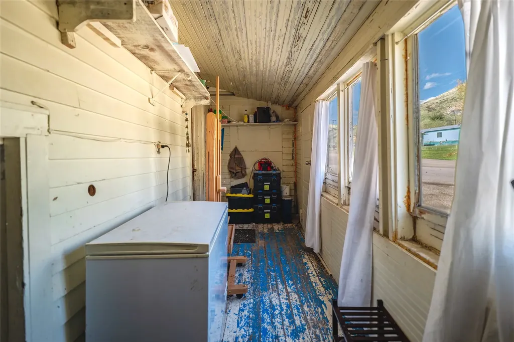 332 2nd Avenue S Belt MT 59412