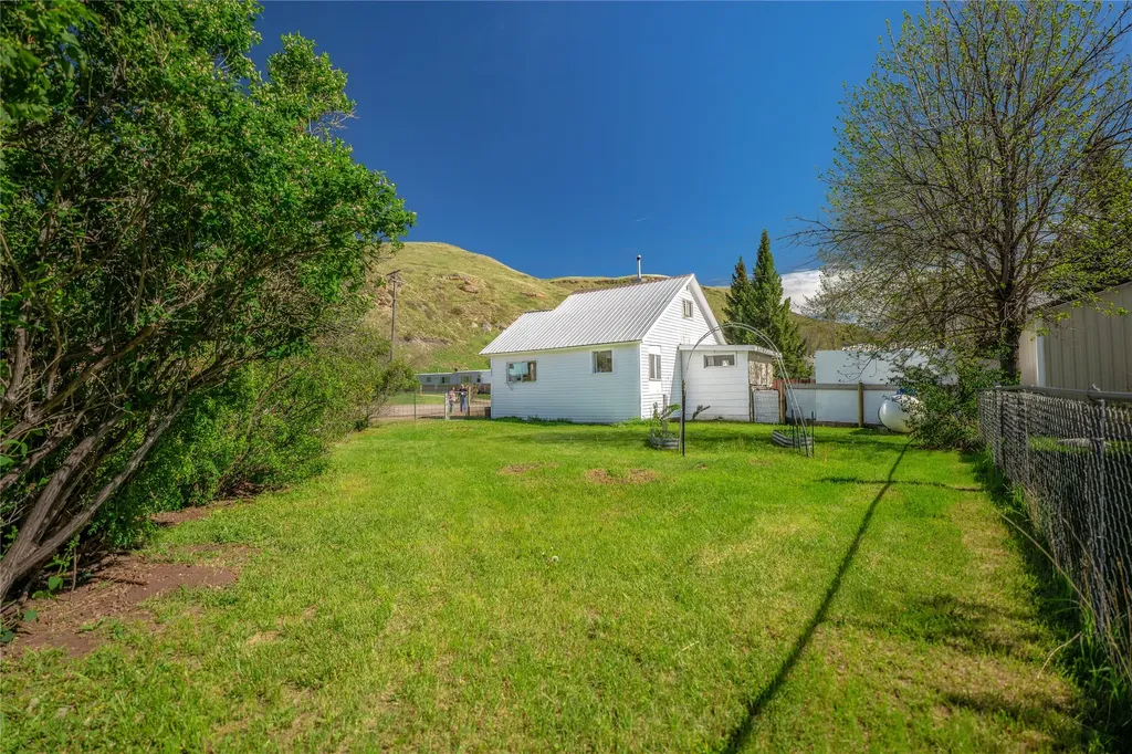 332 2nd Avenue S Belt MT 59412