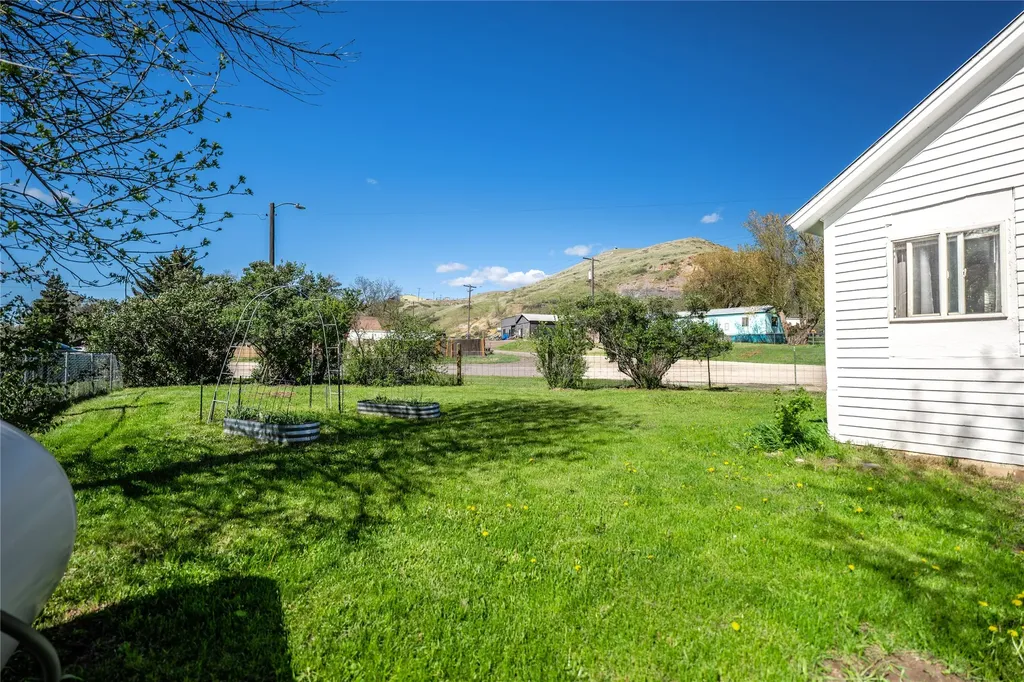 332 2nd Avenue S Belt MT 59412