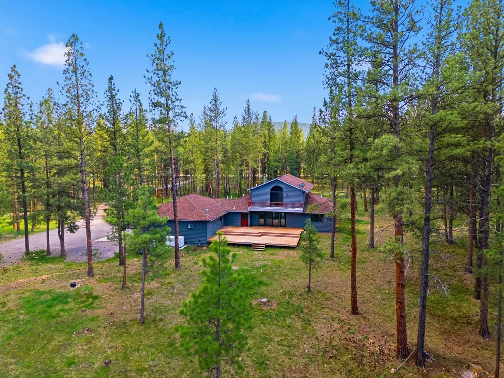 29100 Camp Run Road Bonner MT 59823