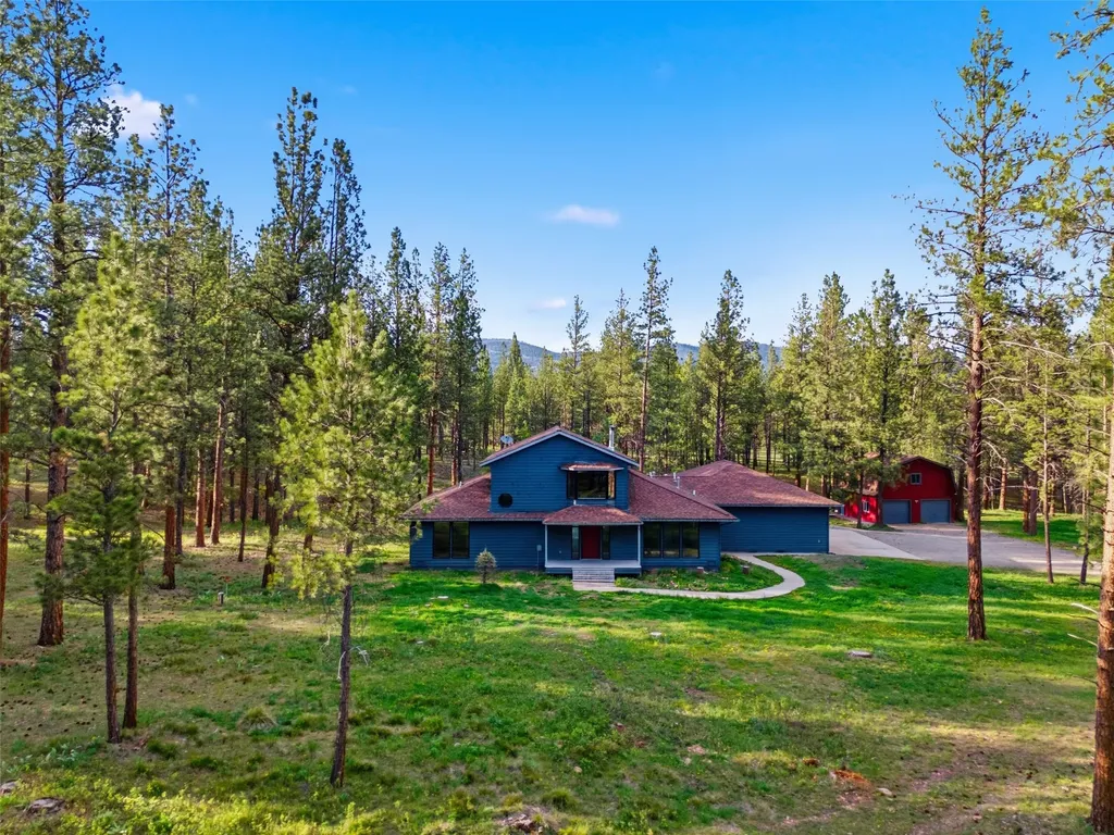 29100 Camp Run Road Bonner MT 59823