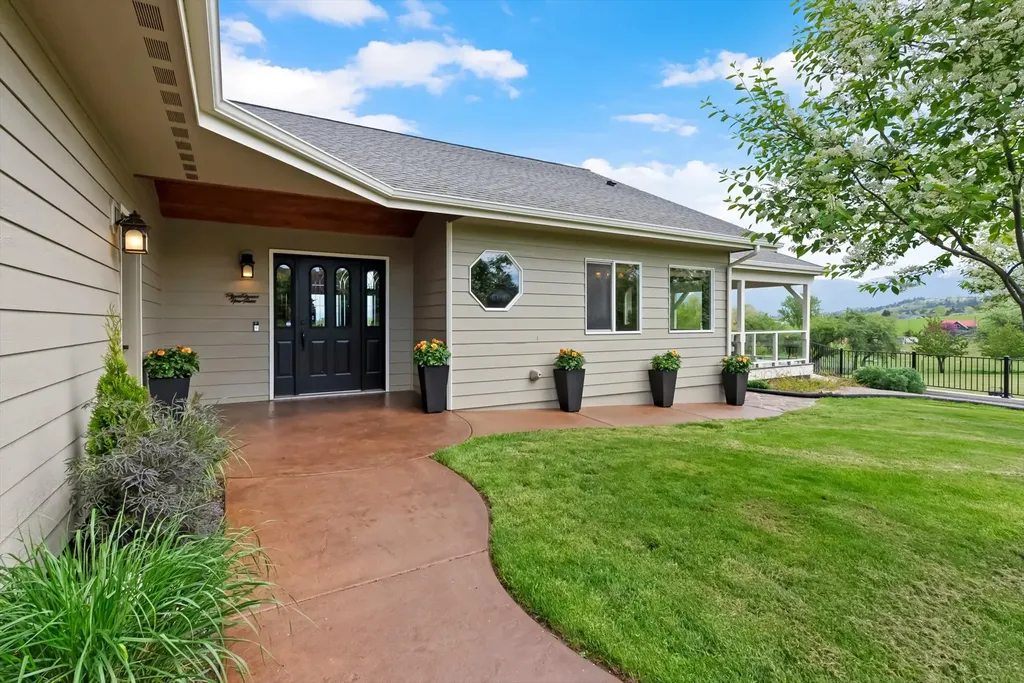 39120 Lakeview Lane Polson MT 59860
