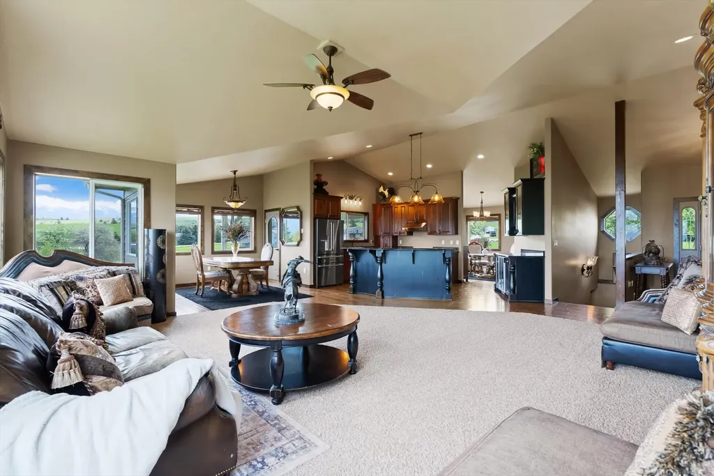39120 Lakeview Lane Polson MT 59860