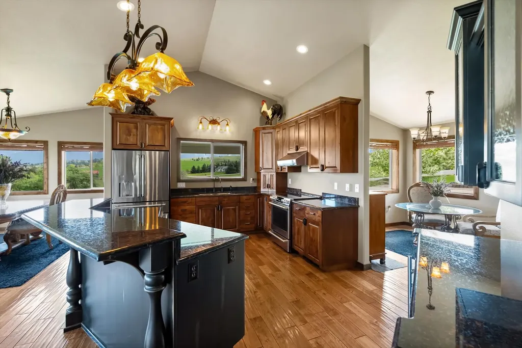 39120 Lakeview Lane Polson MT 59860