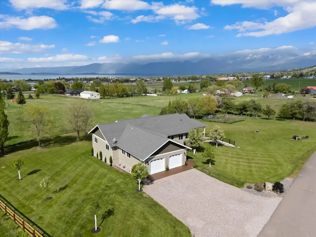 39120 Lakeview Lane Polson MT 59860