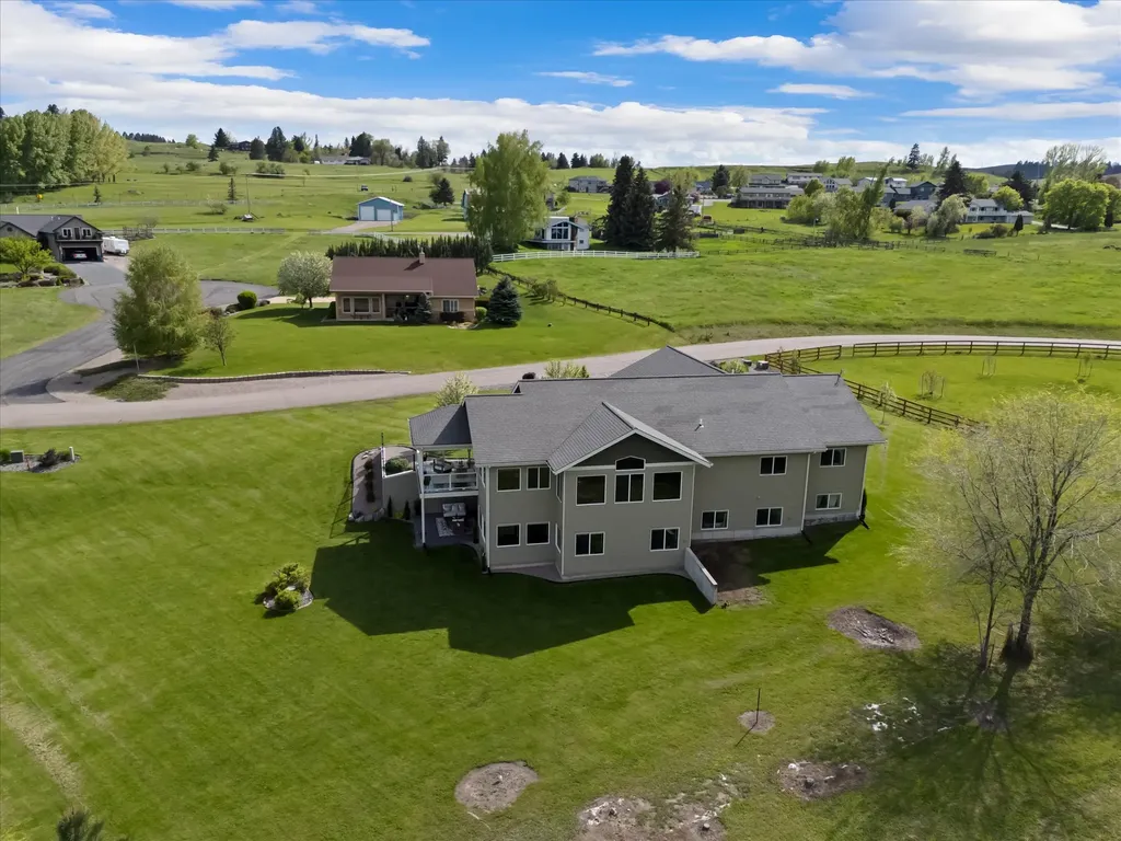 39120 Lakeview Lane Polson MT 59860