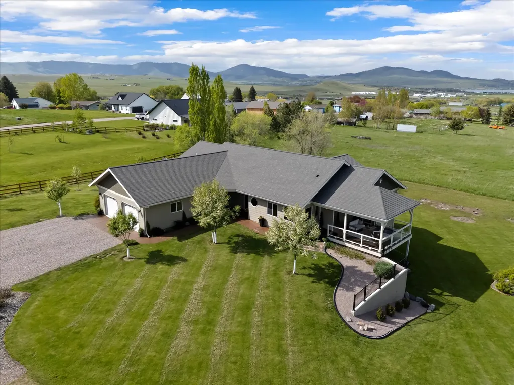 39120 Lakeview Lane Polson MT 59860