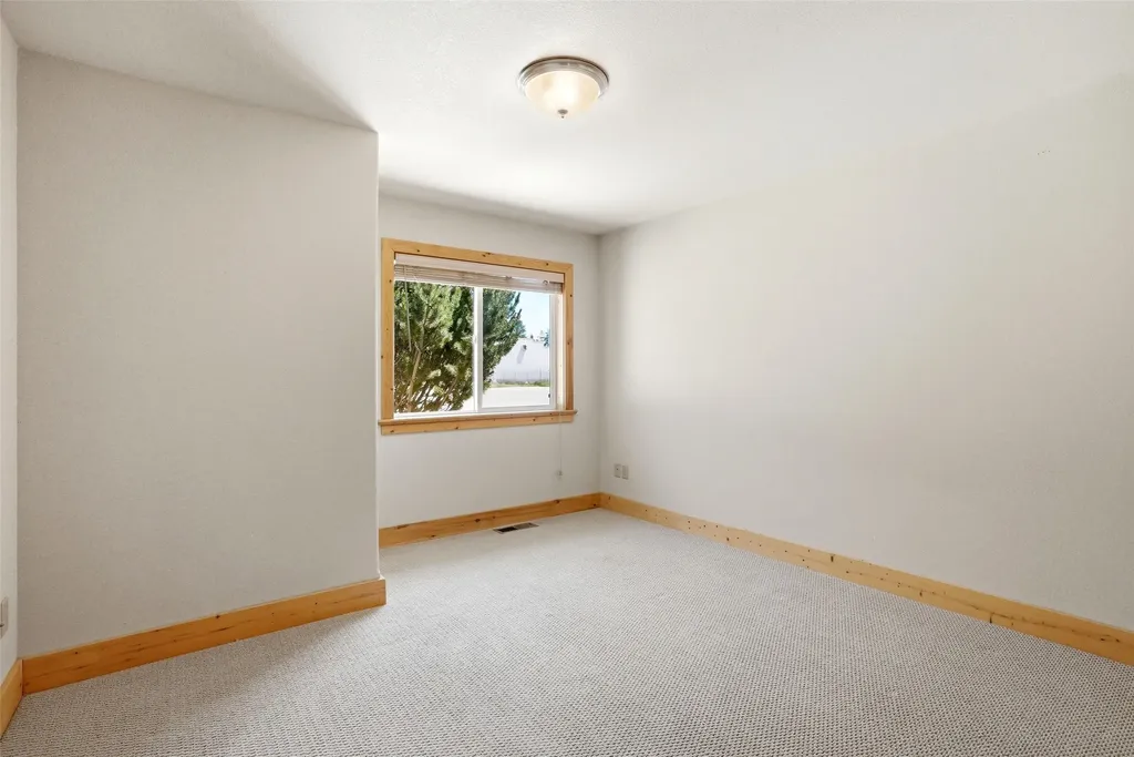 717 S 6th Street Hamilton MT 59840