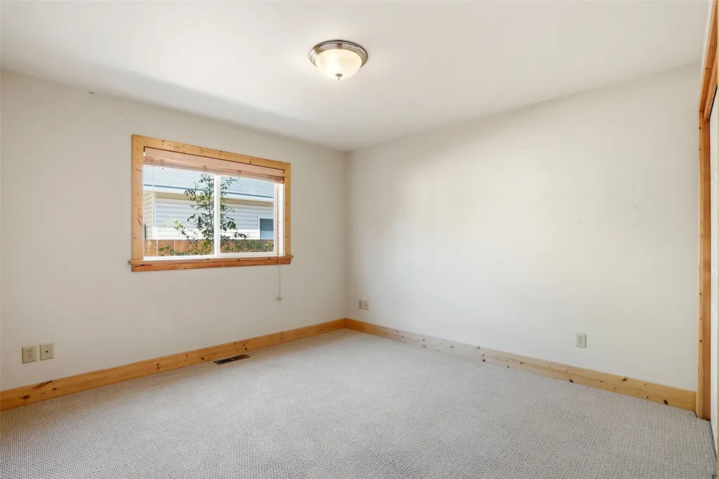 717 S 6th Street Hamilton MT 59840