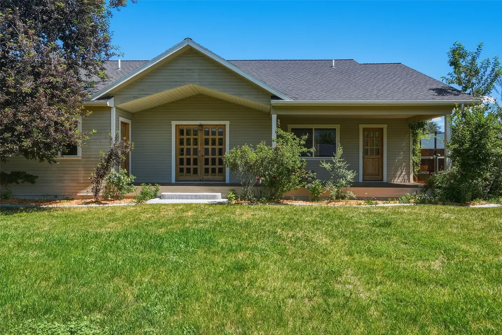 717 S 6th Street Hamilton MT 59840