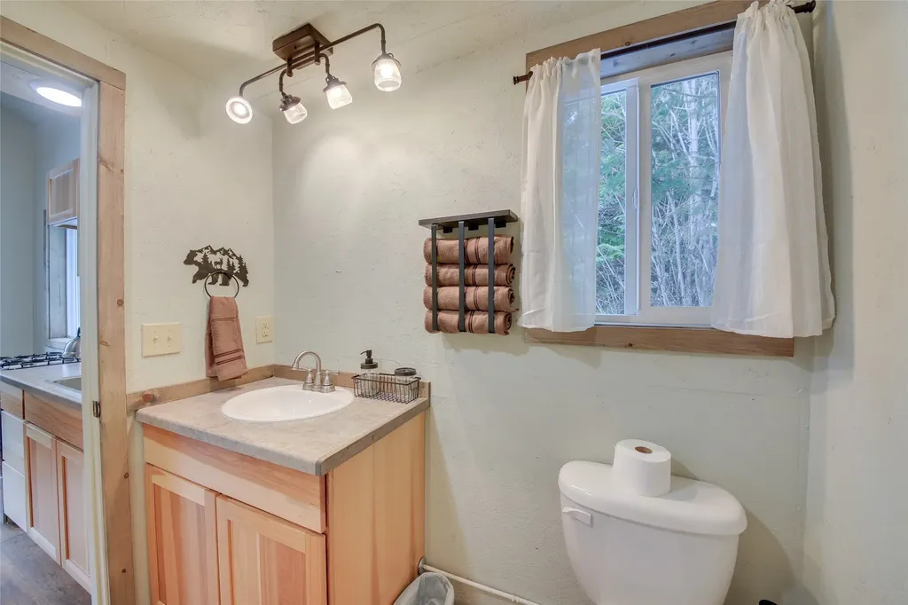 4193 Quartz Creek Road Libby MT 59923