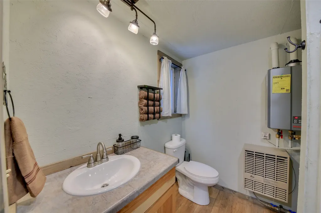 4193 Quartz Creek Road Libby MT 59923