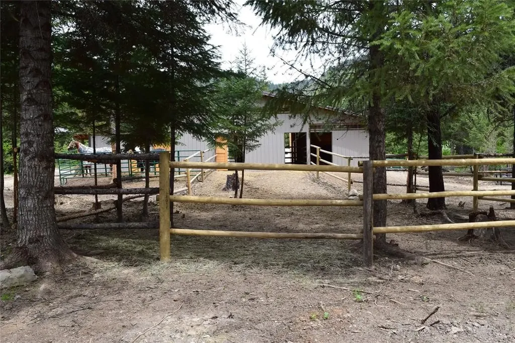 4193 Quartz Creek Road Libby MT 59923