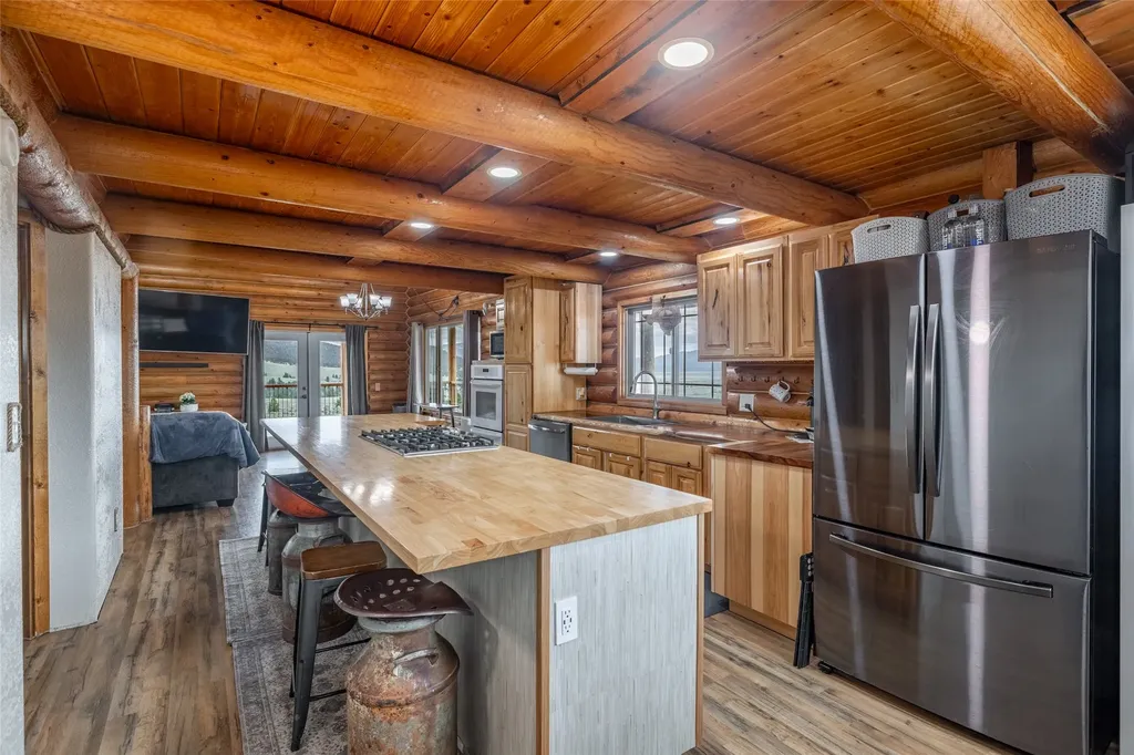 51 Wood Creek Road Boulder MT 59632