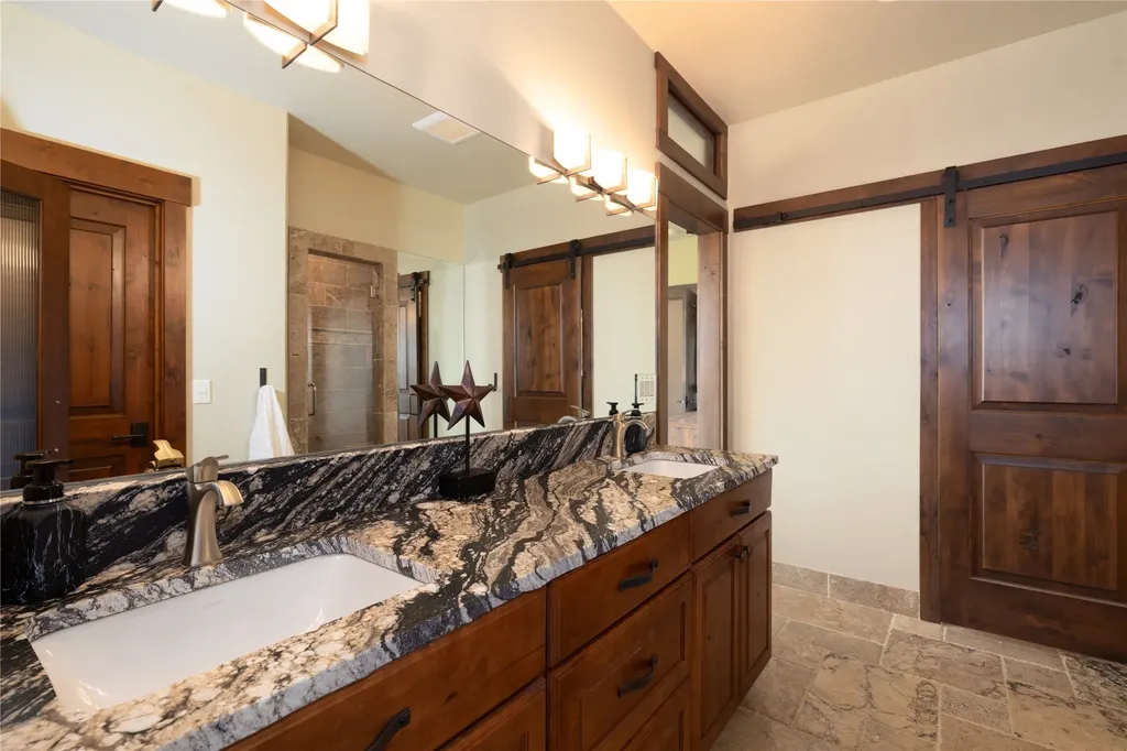 401 Boulder Lane Eureka MT 59917