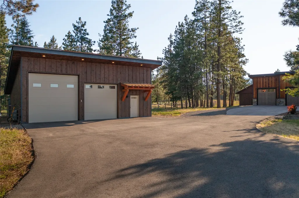 401 Boulder Lane Eureka MT 59917