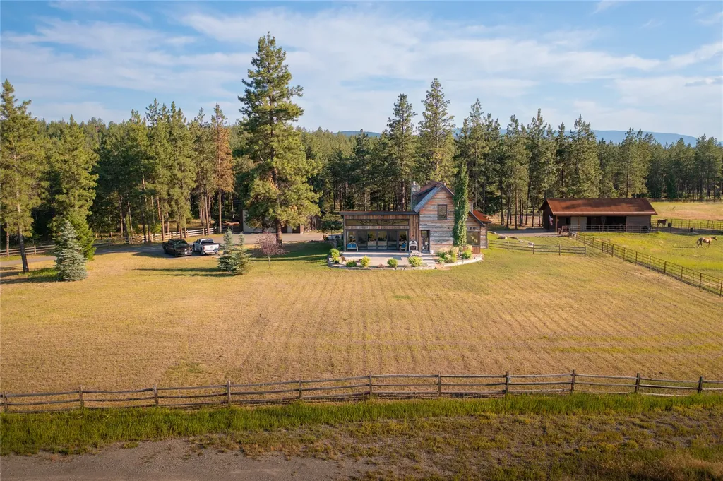 401 Boulder Lane Eureka MT 59917