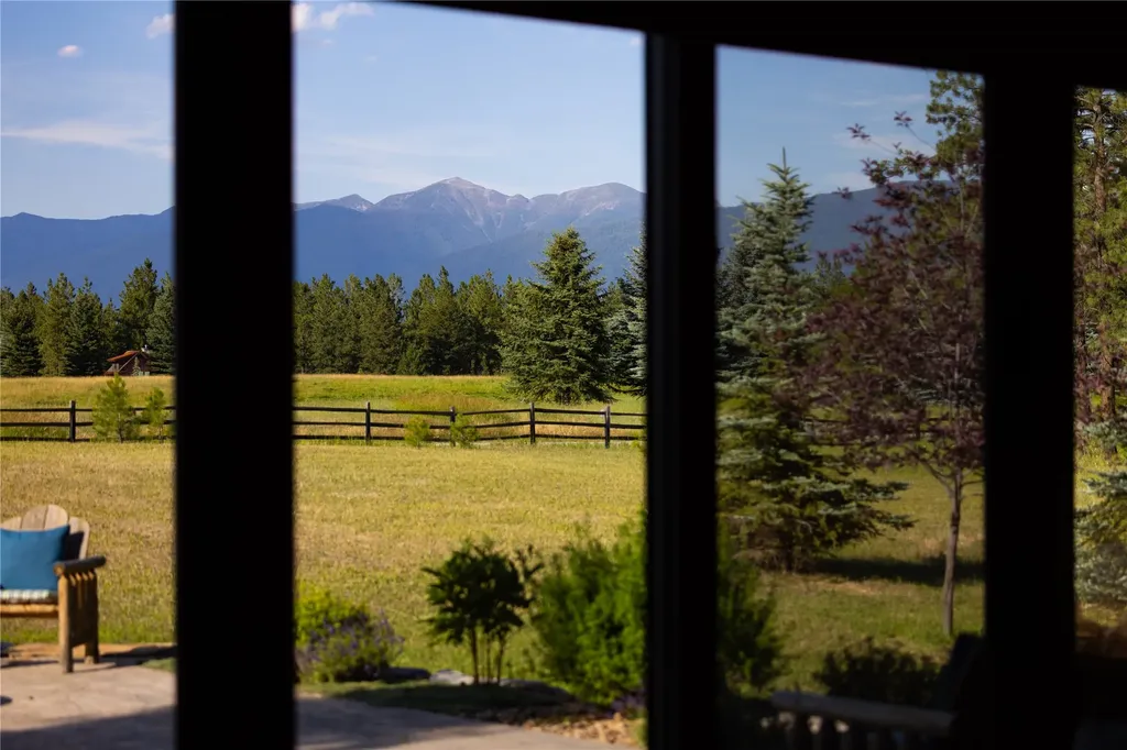 401 Boulder Lane Eureka MT 59917