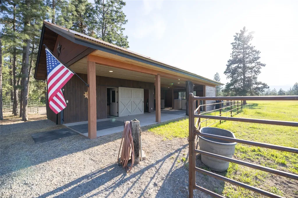 401 Boulder Lane Eureka MT 59917