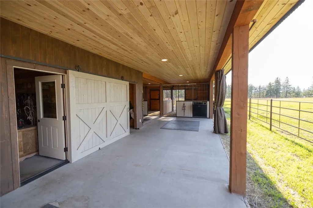 401 Boulder Lane Eureka MT 59917