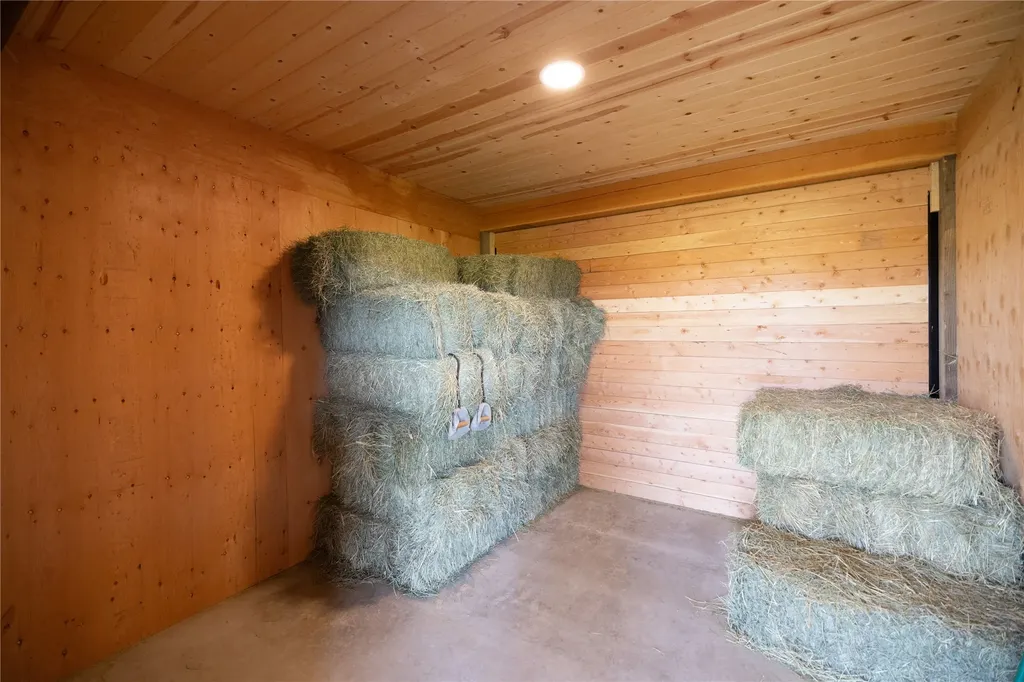 401 Boulder Lane Eureka MT 59917