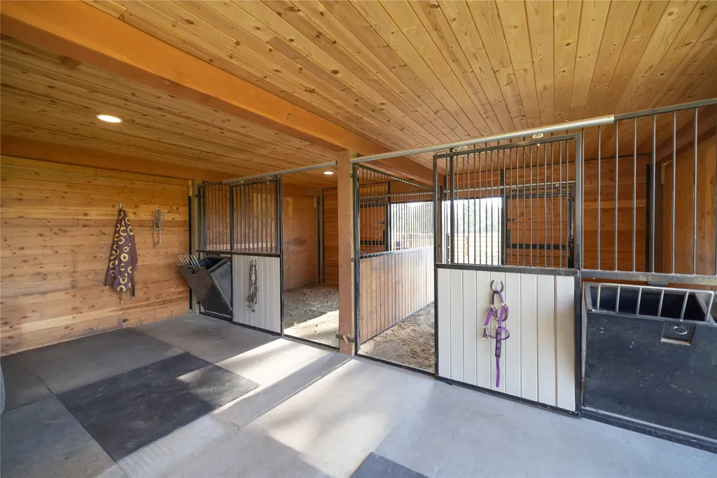 401 Boulder Lane Eureka MT 59917