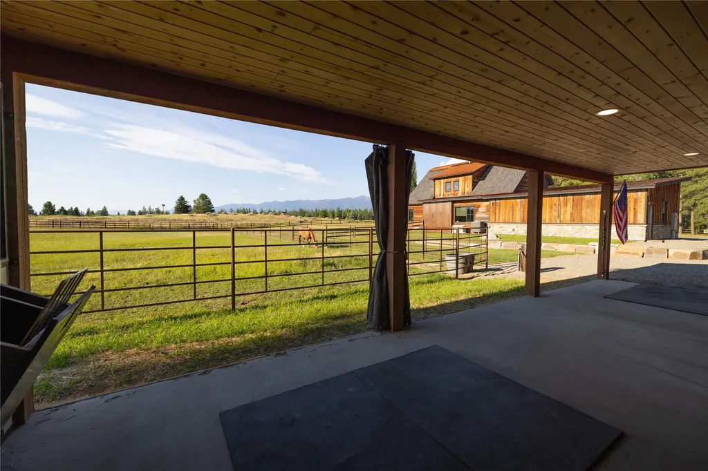 401 Boulder Lane Eureka MT 59917