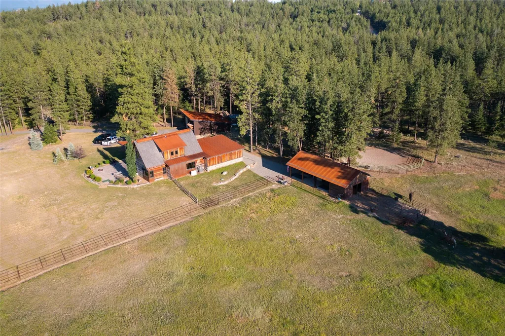 401 Boulder Lane Eureka MT 59917
