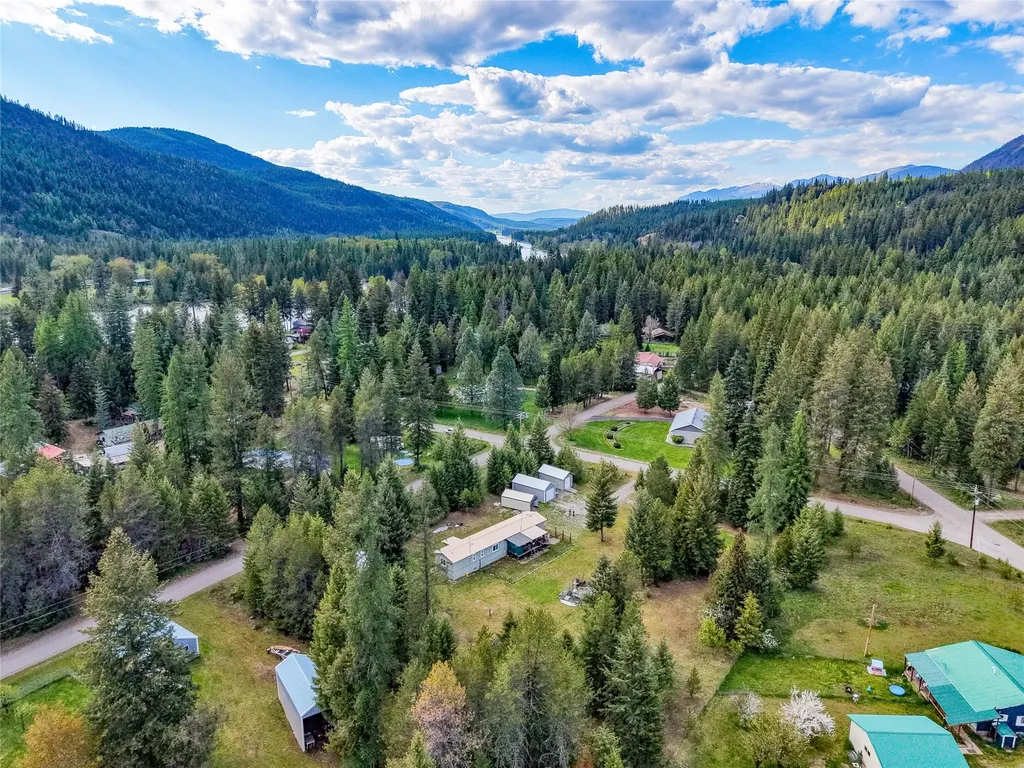 35 Vacation Road Troy MT 59935