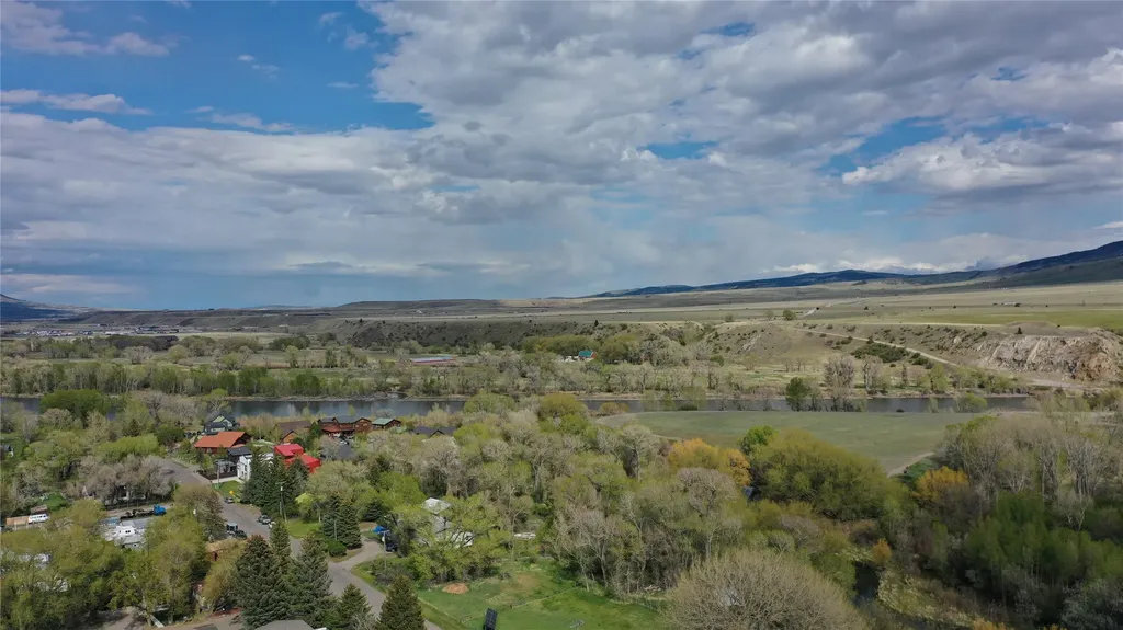 118 S O Street Livingston MT 59047
