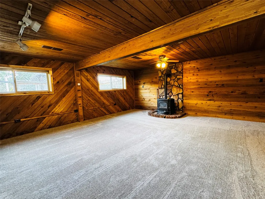 118 Elm Lane Livingston MT 59047