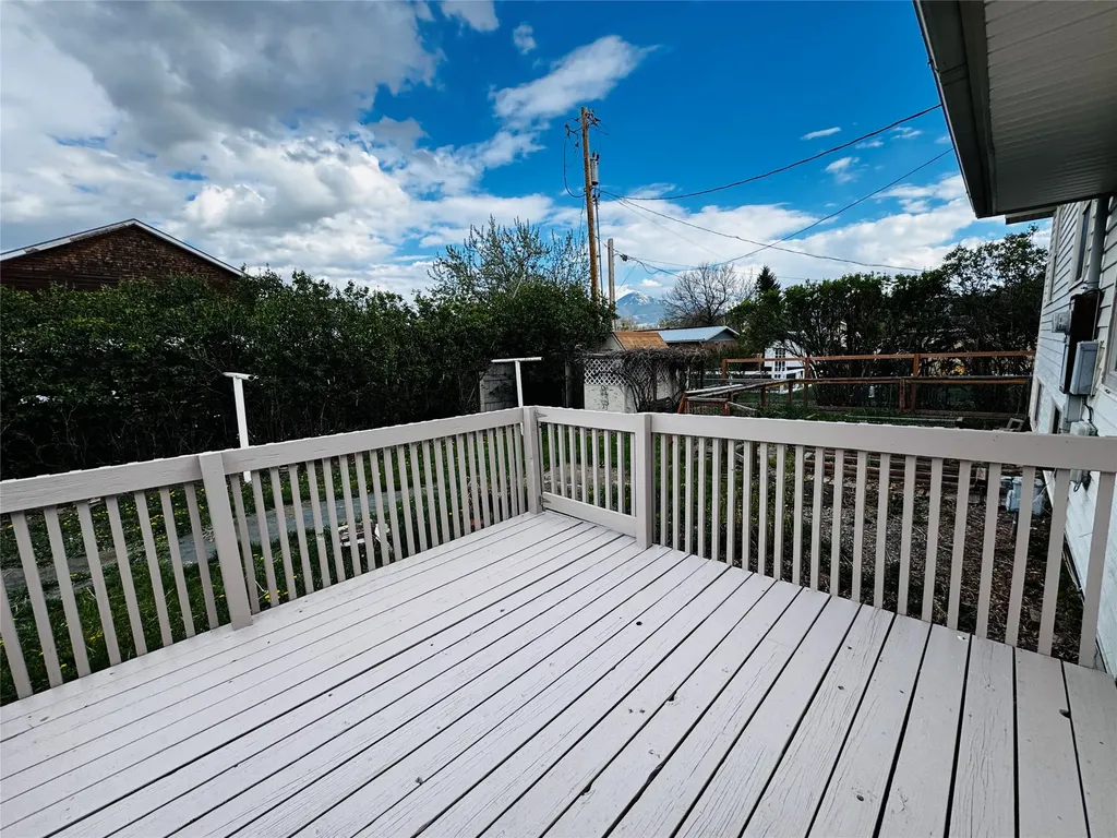 118 Elm Lane Livingston MT 59047