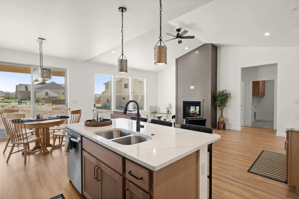 2758 Lone Chief Loop Helena MT 59601