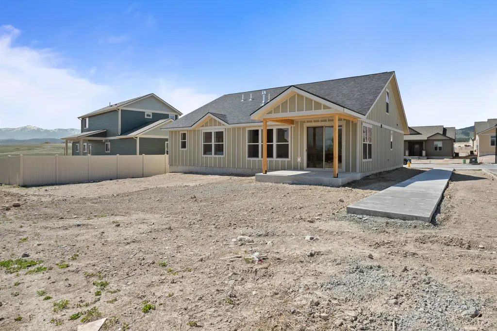 2758 Lone Chief Loop Helena MT 59601