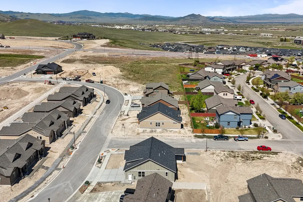 2758 Lone Chief Loop Helena MT 59601