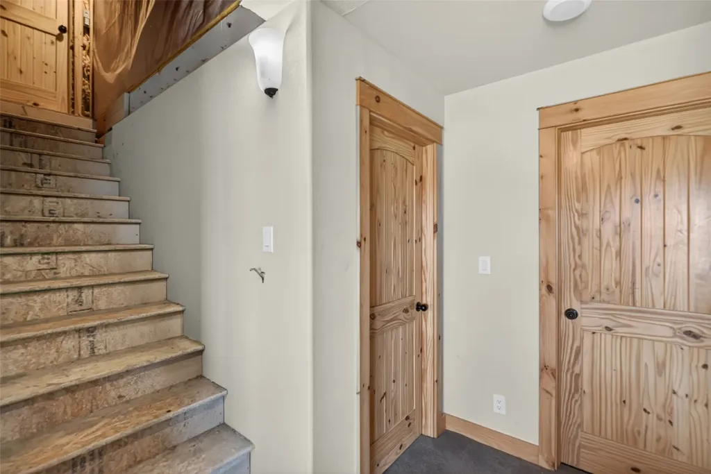 181 Sun Loop Lane Great Falls MT 59404