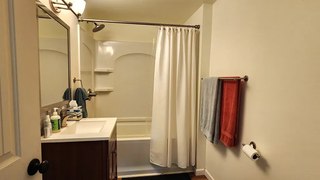 31611 Holmes Creek Lane Polson MT 59860