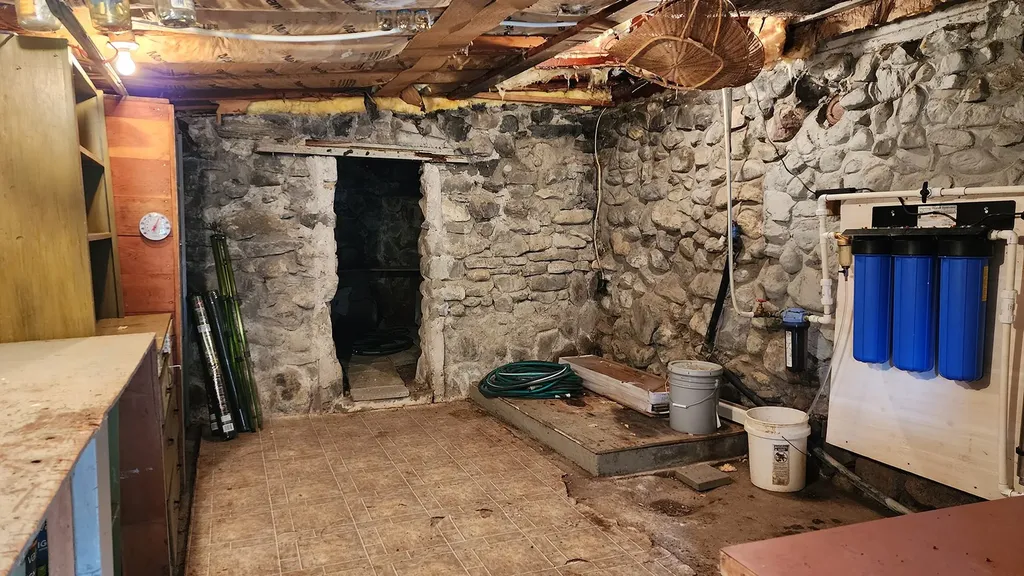 31611 Holmes Creek Lane Polson MT 59860
