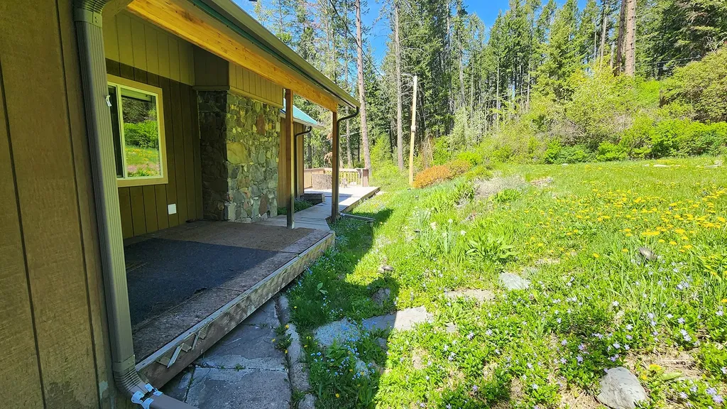31611 Holmes Creek Lane Polson MT 59860