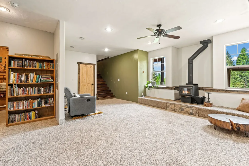 2047 Truman Heights Kila MT 59920