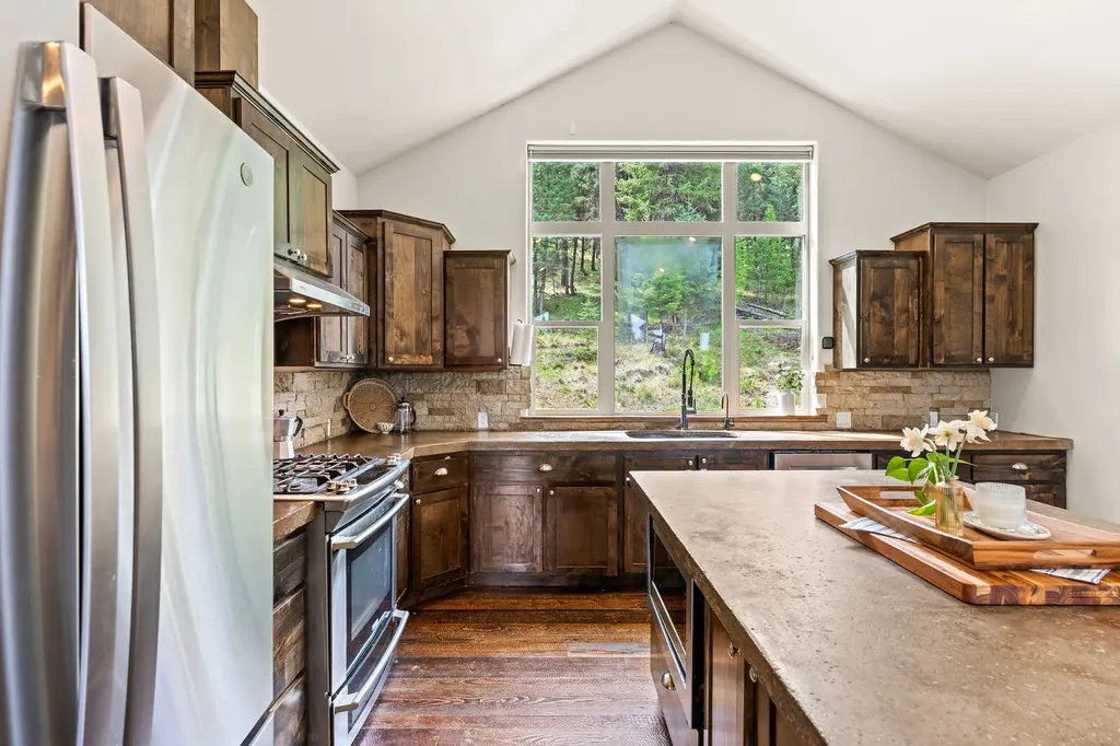 2047 Truman Heights Kila MT 59920