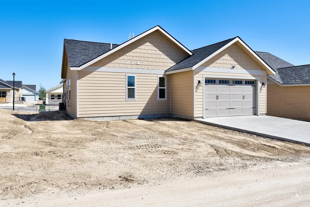 2921 Travis Avenue Helena MT 59601