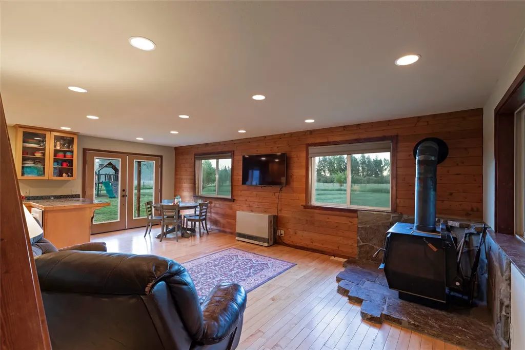 85 Martin Lane Florence MT 59833