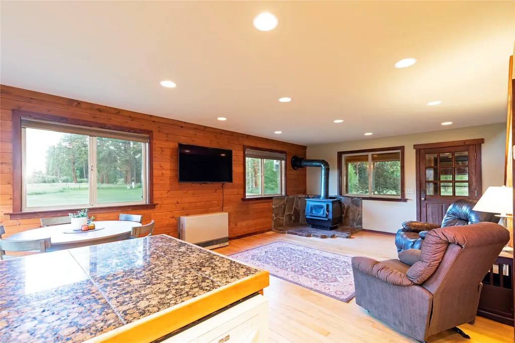 85 Martin Lane Florence MT 59833